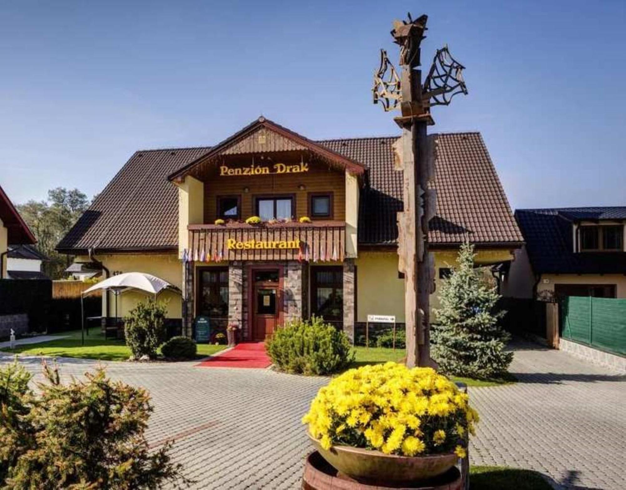 Penzion Drak Липтовски-Микулаш Экстерьер фото